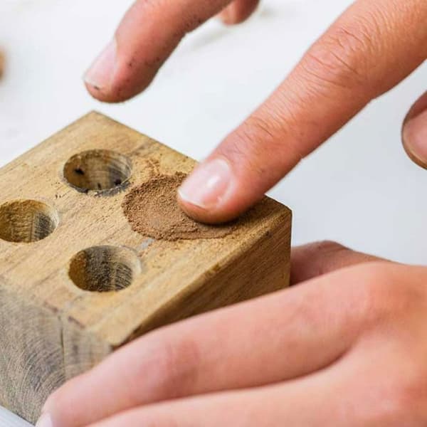 DIY rökelse - Träform för 4 kottar + Supreme Sandelträpulver
