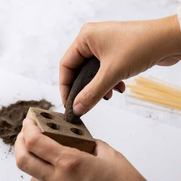DIY rökelse - Träform för 4 kottar + Supreme Sandelträpulver