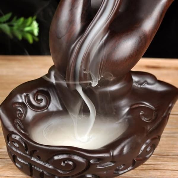 BUDDHA HAND RÖKELSESBRUND - Zen och asiatisk dekoration