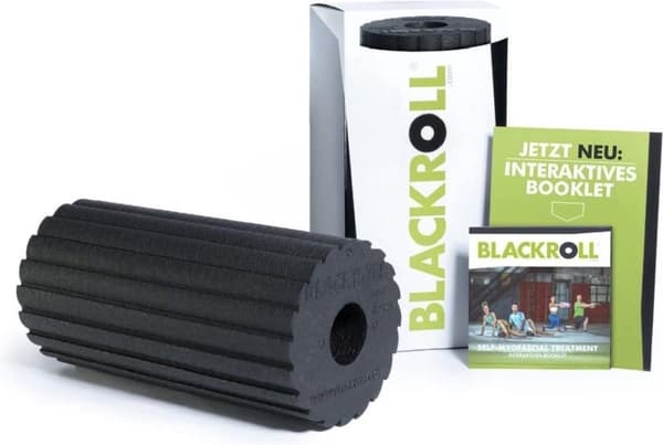 BLACKROLL Flow Foam Roller 30 cm uurrettu pinta lisästimulaatiota varten - musta