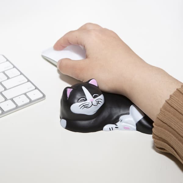 Cat Wrist Rest, Kikkerland