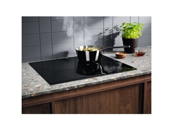 Electrolux LIR60433B, Sort, Innebygget, 60 cm, Sonebasert induksjon, 4 zone(s), 4 zone(s)