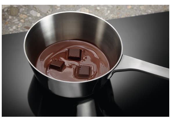 Electrolux LIR60433, Musta, Kiinteä, 59 cm, Keittoalueinduktioliesi, 4 alue(tta), 4 alue(tta)