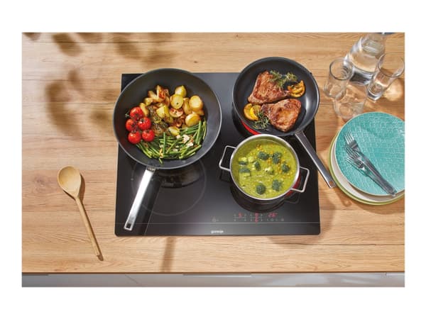 Gorenje ECT641BSC - Keramisk häll - 4 kokplattor - Fördjupning - bredd: 56 cm - djup: 49 cm - with sanded sides - svart