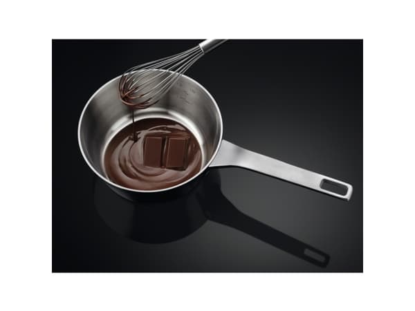 AEG IKE64441IB, Svart, Inbyggd, 60 cm, Induktionshäll med zon, Glas, 4 zone(s)