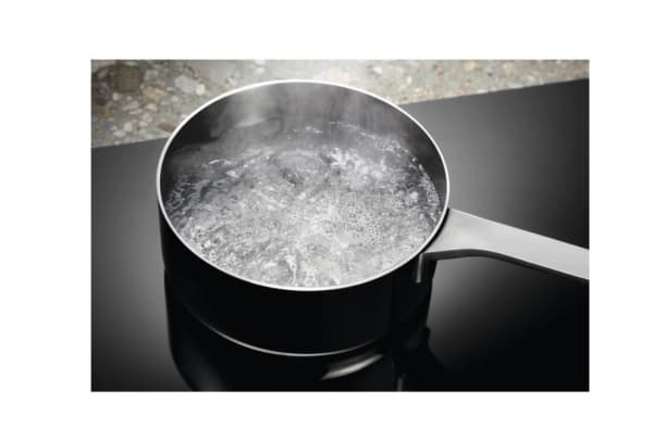 Electrolux KCC84453CK, Sort, Innebygget, 84 cm, Sonebasert induksjon, Glass-keramikk, 4 zone(s)