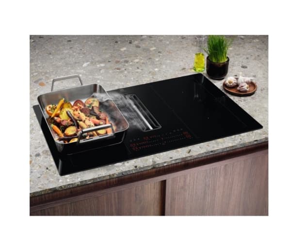 Electrolux KCC84453CK, Sort, Innebygget, 84 cm, Sonebasert induksjon, Glass-keramikk, 4 zone(s)