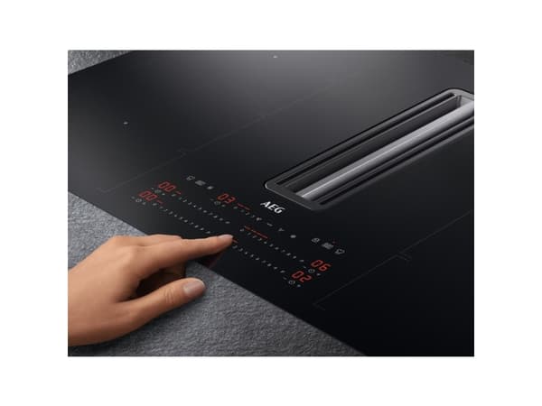 AEG CCE84779CB, Svart, Inbyggd, 83 cm, Induktionshäll med zon, 4 zone(s), 4 zone(s)