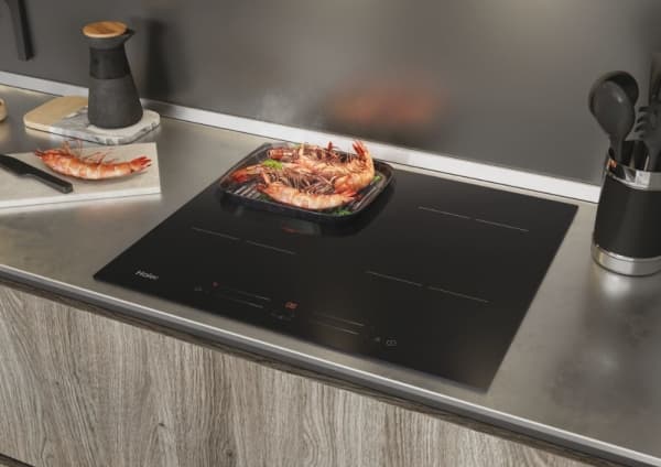 Haier HAISJ64MC, Sort, Innebygget, 59 cm, Sonebasert induksjon, Glass-keramikk, 4 zone(s)