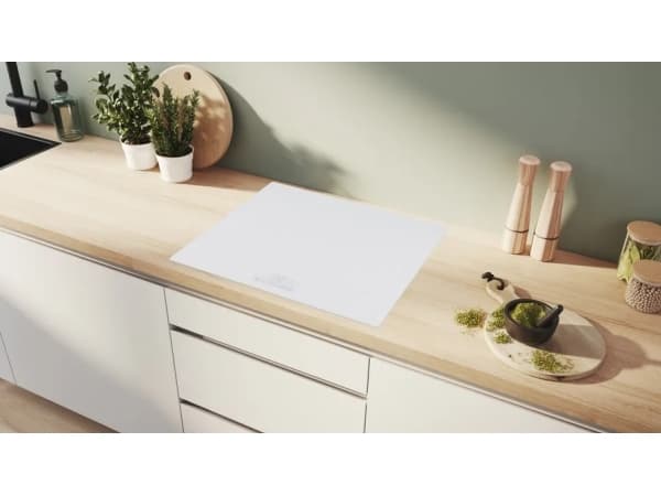 Bosch Serie | 4 PUE612BB1J - Induksjonskomfyrtopp - 4 plater - Nisje - bredde: 56 cm - dybde: 49 cm - uten ramme - azure white