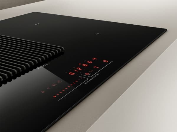 Elica NikolaTesla Prime S+ BL/A/83 - Induksjonskomfyrtopp - 4 plater - Nisje - bredde: 75 cm - dybde: 49 cm - Klasse A - svart med fallvindeksos (utt