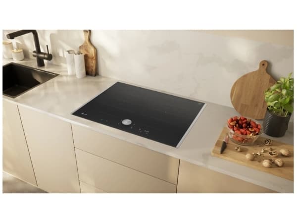 Neff T67TTX4L0, Sort, Innebygget, 70 cm, Sonebasert induksjon, Glass-keramikk, 4 zone(s)