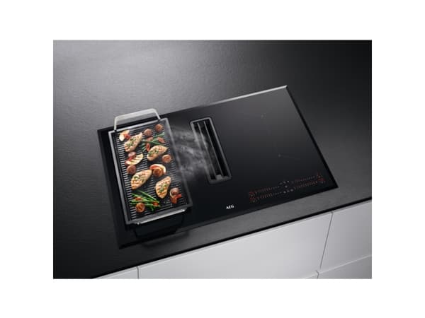 AEG CCE84543FB, Sort, Innebygget, 78 cm, Sonebasert induksjon, 4 zone(s), 4 zone(s)
