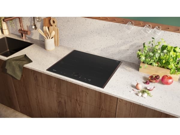 Neff T66YYY4C0, Sort, Innebygget, 60 cm, Sonebasert induksjon, Glass-keramikk, 4 zone(s)