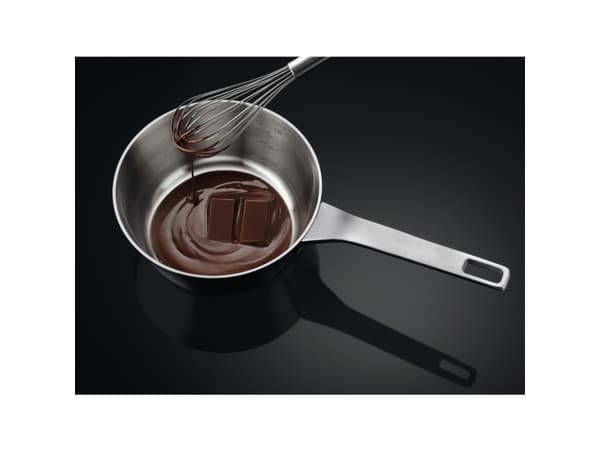 AEG TO64IA0FXB, Svart, Inbyggd, 60 cm, Induktionshäll med zon, Glass-keramisk, 4 zone(s)