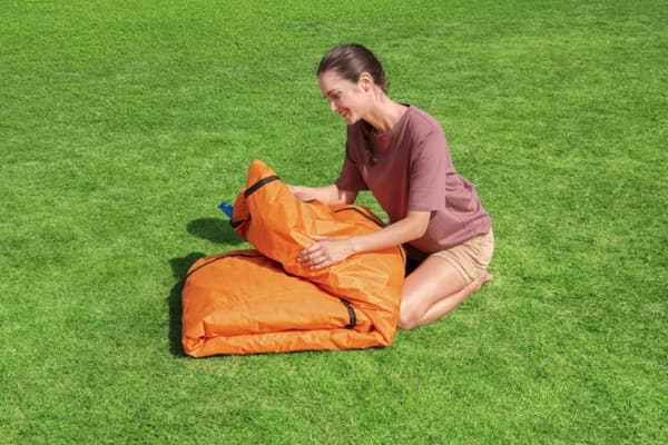 Bestway Hoppborg med pump 194 x 175 x 170 cm