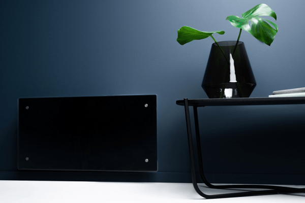 Adax glasvärmepanel Clea H 04 KWT, 400W 400V med WiFi, svart