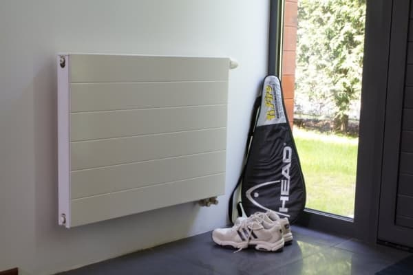 Stelrad Planar Style radiator typ 22 600x800mm 1281W vänster