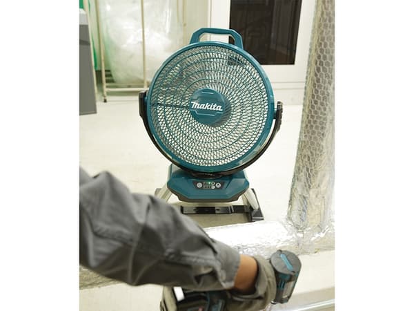 Makita DCF301Z Langaton tuuletin 14,4V / 18V, ilman akkuja ja laturia!