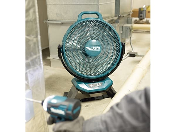 Makita CF002GZ