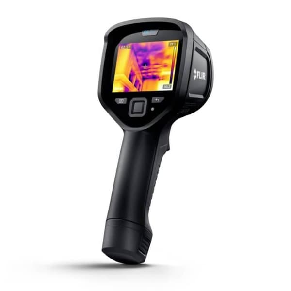 Termisk kamera - FLIR - E6 Pro -20 till 550 °C - IR-upplösning 240 x 180 - Pekskärm 640 x 480