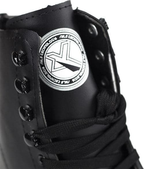 Nils Extreme Wrotki NQ8400S svart r. 37
