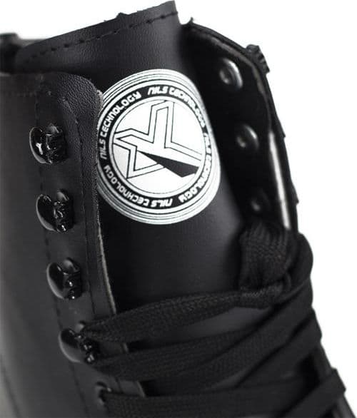 Nils Extreme Wrotki NQ8400S svart r. 36