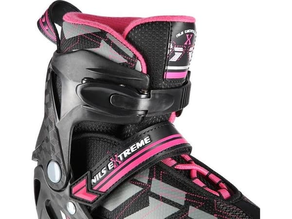 Nils Extreme NA11002 justerbara rullskridskor för fritidsbruk sort r. 35-38
