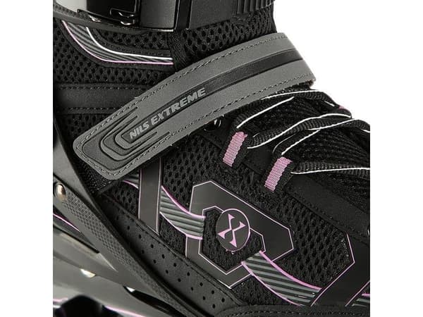 Nils Extreme Rollerblades NA9157 BLACK & PURPLE STORLEK 45 NILS EXTREME