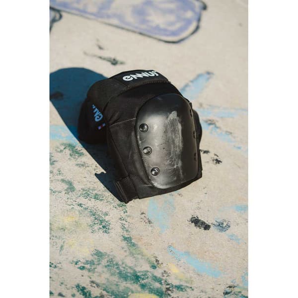 Ennui Aly Knee Pads Svart XL