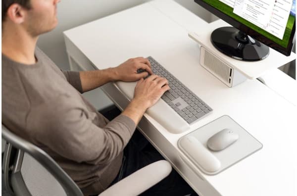 Kensington ErgoSoft håndledsstøtte til slanke tastaturer - tastatur håndledsstøtte - grå