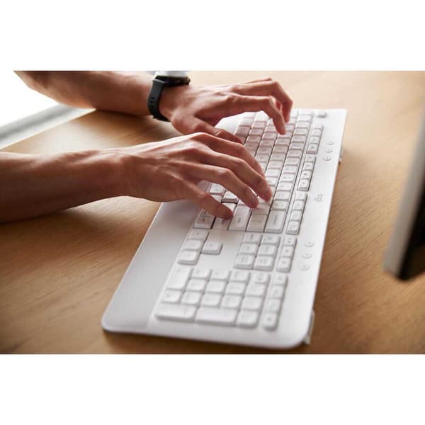 Logitech Trådlös Mus Och Tangentbord Mk650 Silver German QWERTY
