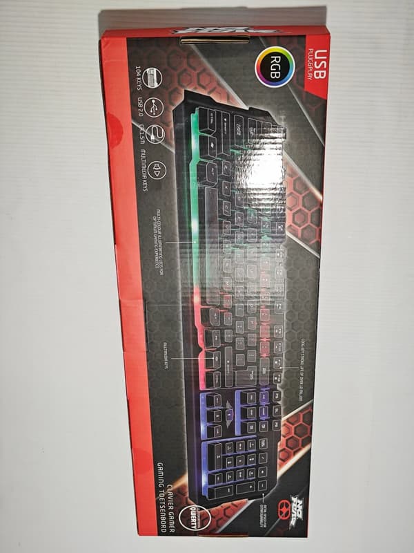 No Fear -pelinäppäimistö QWERTY 104 kalvopainikkeet RGB musta