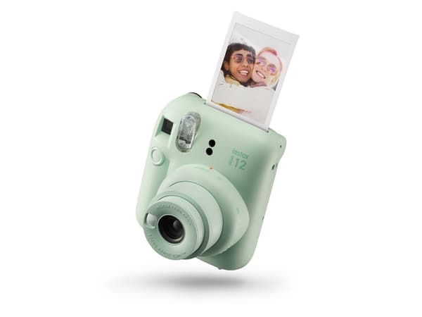 Fujifilm Mini 12, 0,3 - 2,2 m, 7 s, Auto, 1/2 s, 0,004 s, Elektroninen