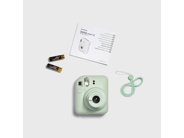 Fujifilm Instax Mini 12 vihreä + filmi 10 kuvaa