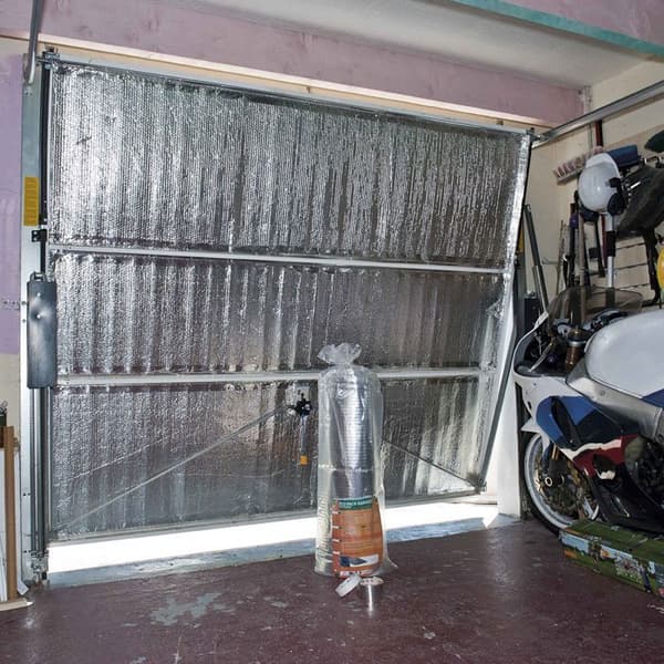 Kit isolering garageport - Tillverkad i Frankrike - 3 lager - 5,70 m² - 7,60 x 0,75 m - 180 g/m²