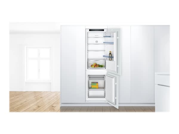 Bosch Serie 4 KIV86VSE0, 267 L, SN-ST, 3,9 kg/24h, E, Tuoreosasto, Valkoinen