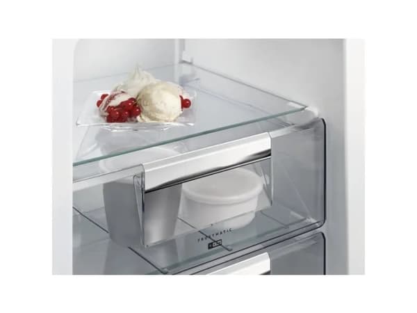 AEG 8000 MultiSpace SCE819E5TS - Kjøleskap/fryser - bunnfryser - innebygd - fordypning - bredde: 56 cm - dybde: 55 cm - høyde: 189.4 cm - 269 liter -