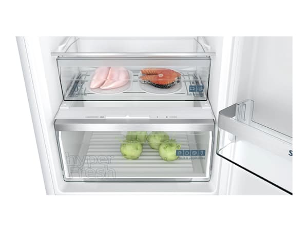 Siemens iQ300 KI86NVSE0 - Jääkaappipakastin - pakastepakastin - sisäänrakennettu - niche - leveys: 56 cm - syvyys: 55 cm - korkeus: 177,5 cm - 260 li