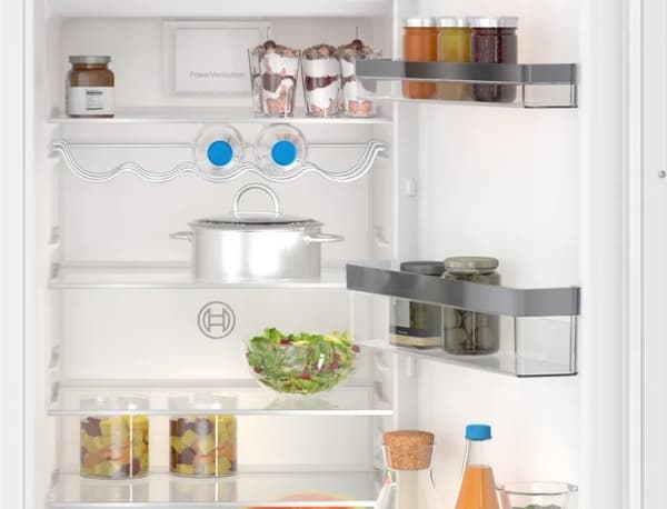 Bosch Serie | 4 KIL82VFE0 - Kjøleskap med fryserboks - innebygd - fordypning - bredde: 56 cm - dybde: 55 cm - høyde: 177.5 cm - 280 liter - Klasse E