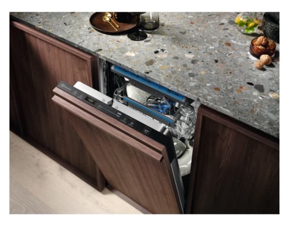 Electrolux EEM43211L, Fullstendig innebygget, Slimline (45 cm), Sort, Berøringskontroll, LED, Kaldt, Varm