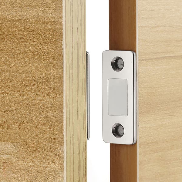 Magneettikiinnike kaappeihin/oviin