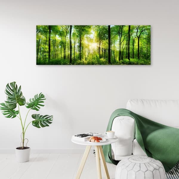 Bild på duk, Solstrålar i den gröna naturskogen - 90x30
