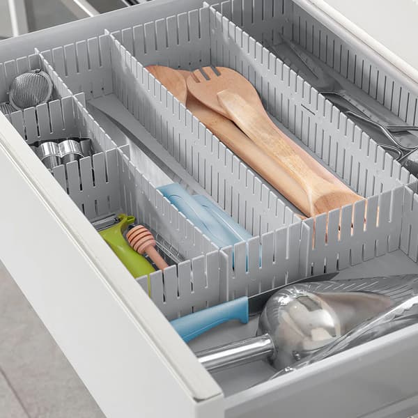 Justerbar skuffeorganisation med 16 dele og fleksibelt design