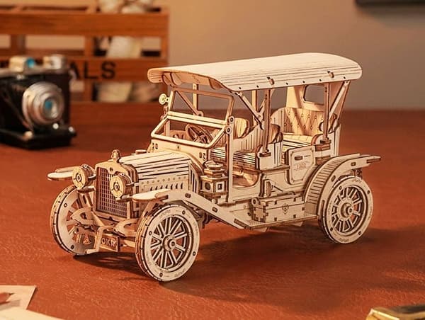 TRÄ 3D PUSSEL DIY RETRO HISTORY CAR 1910-tal