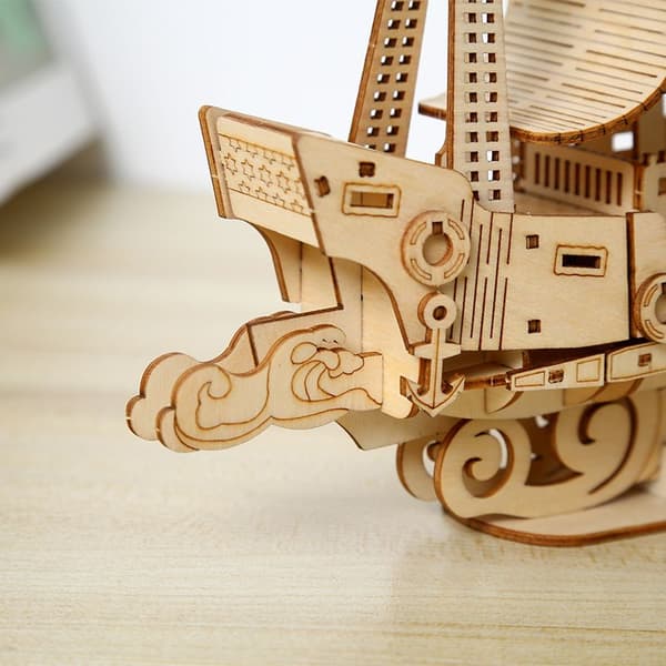 TRÆPUZLE 3D MODEL - DIY SHIP 7+