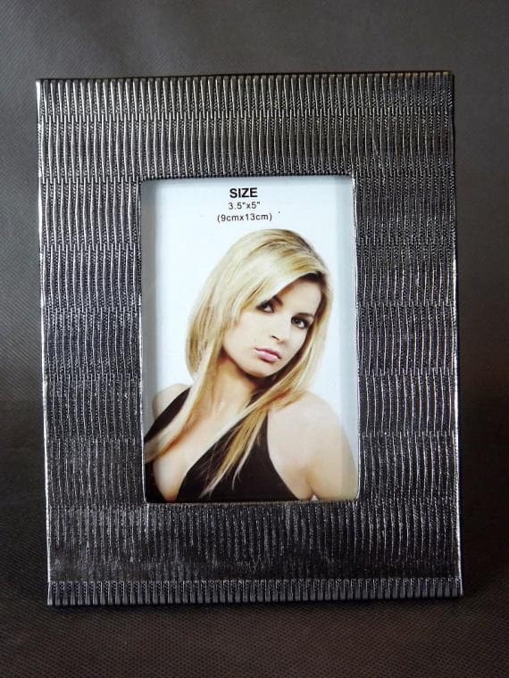 Stående fotoram, silverfärg, ränder, 19,5x15 cm