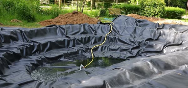 Lampin vuoraus PVC 12 m x 2 m 1,0 mm Musta Puutarhalammen vuoraus