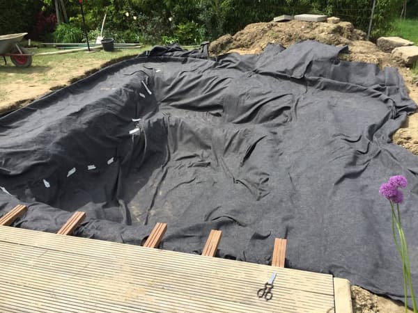 76 m² Pond liner aluskate 500 g Pond Suojafleece lampivuoraukseen