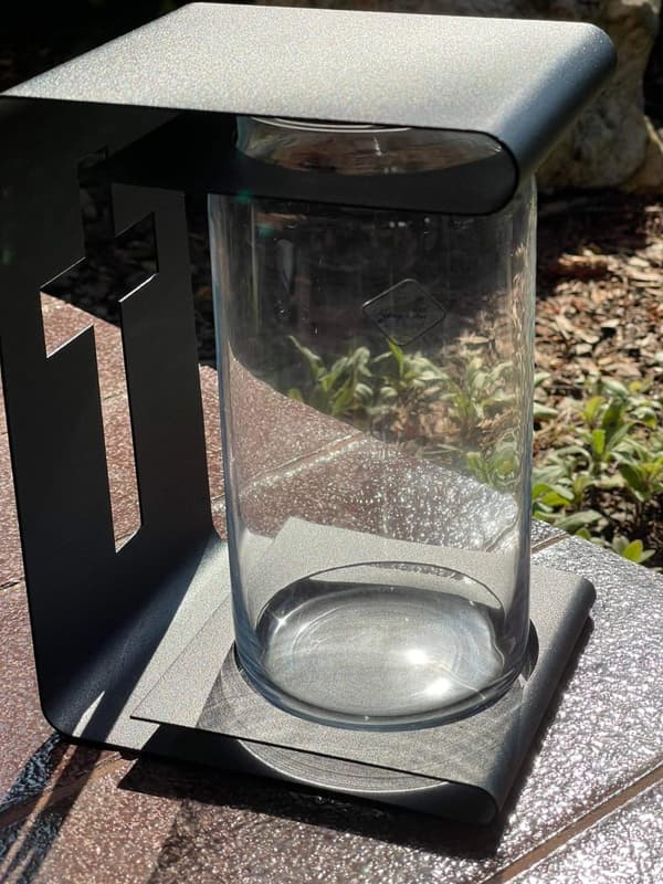 LYKTA METALL GLAS / LÅGA / 1 STK / SVART